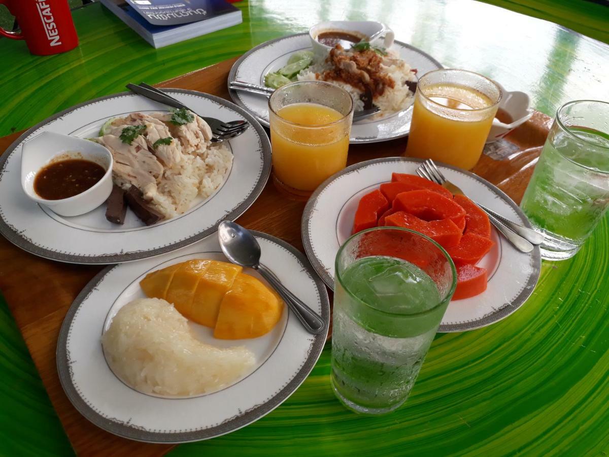 Baan Glangsuan Bang Kobua Hotel Bang Chak Buitenkant foto
